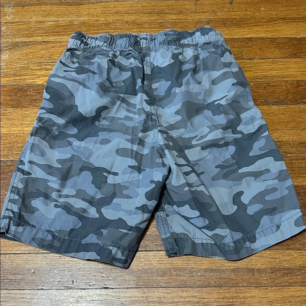 GAP Kids Gray Camo Shorts, XL